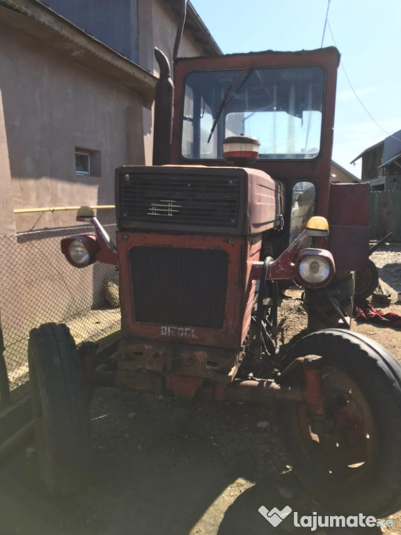 Tractor u 650