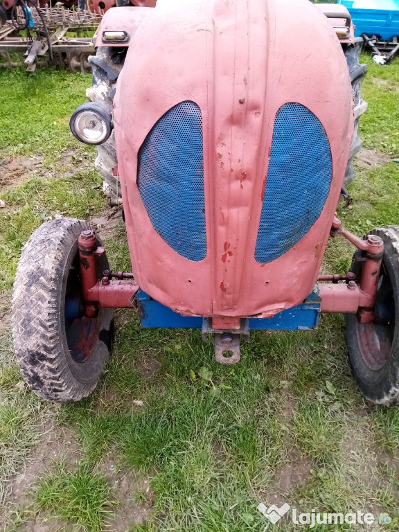 Tractor porsh