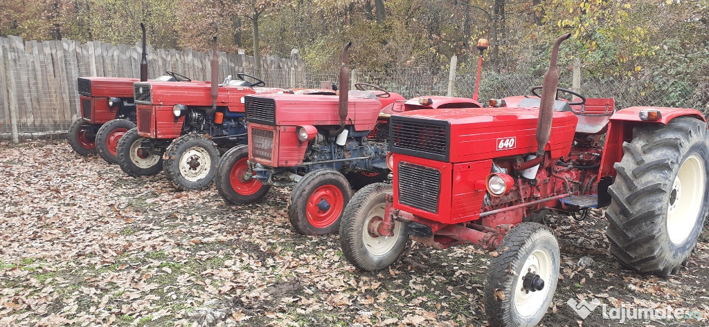 Tractor Universal u445 u640