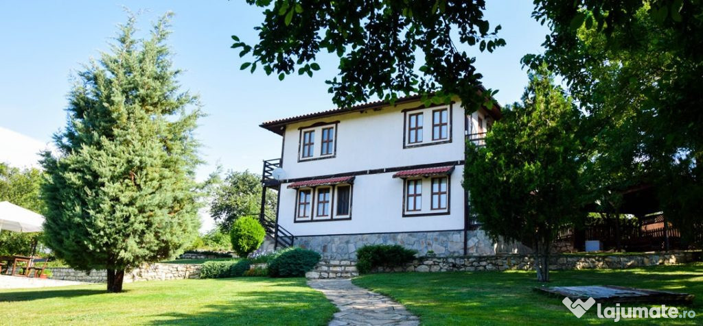 Vila 6 camere pentru sarbatorile de iarna.