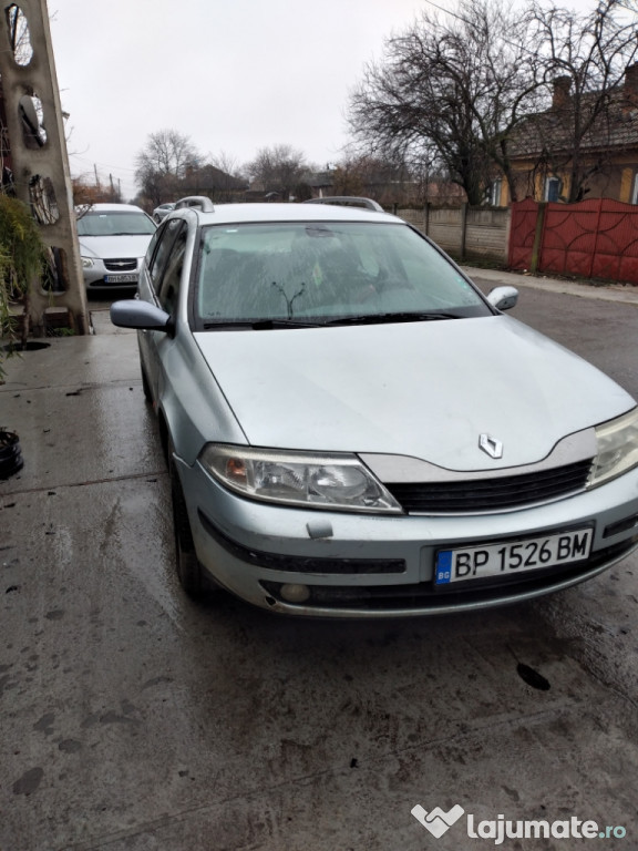 Renault Laguna.