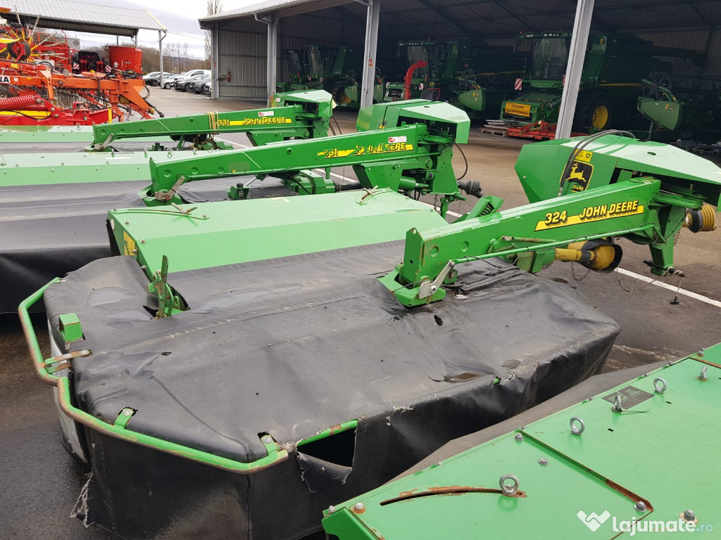 Cositoare John Deere cu ravasitor 2.4 m