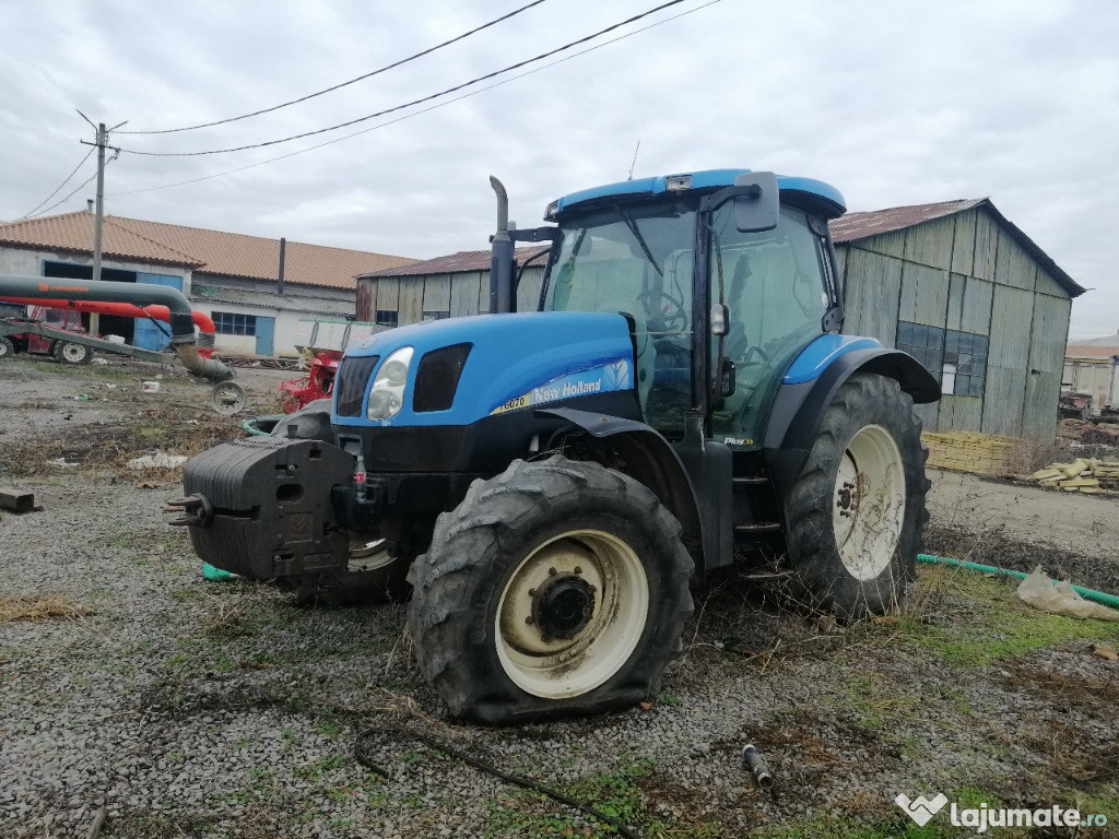 NEW HOLLAND T6070