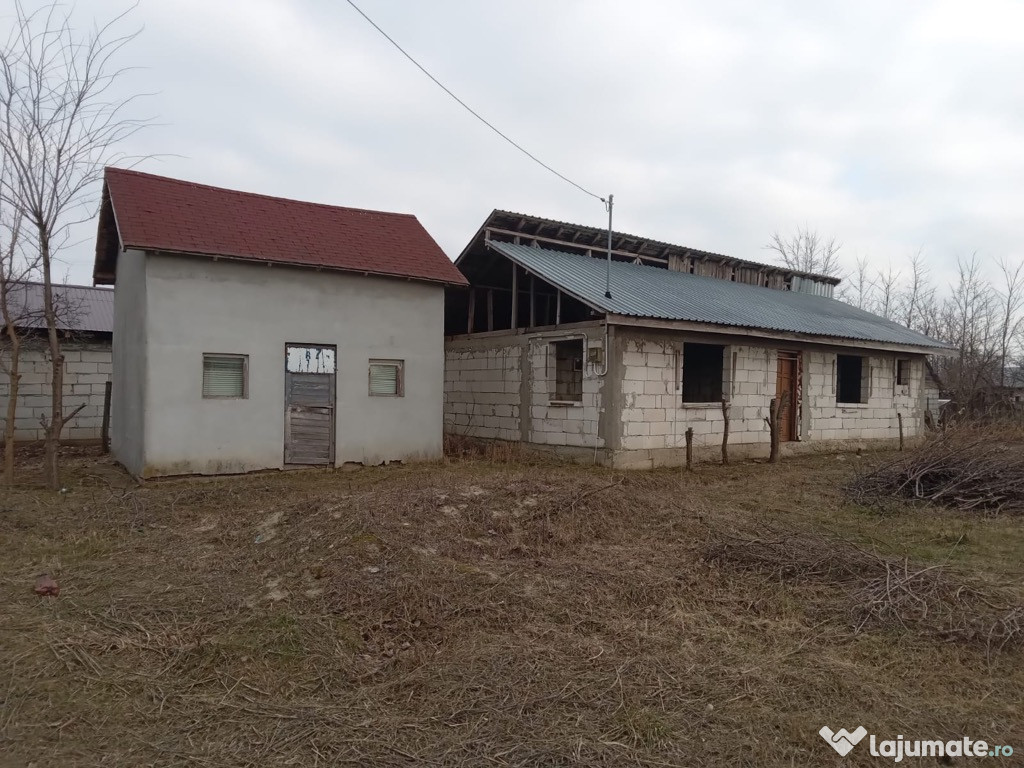 Casa la rosu Spantov, Calarasi