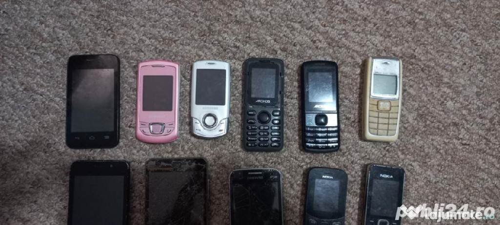 16 telefoane mobile defecte pentru piese sau pentru colecti