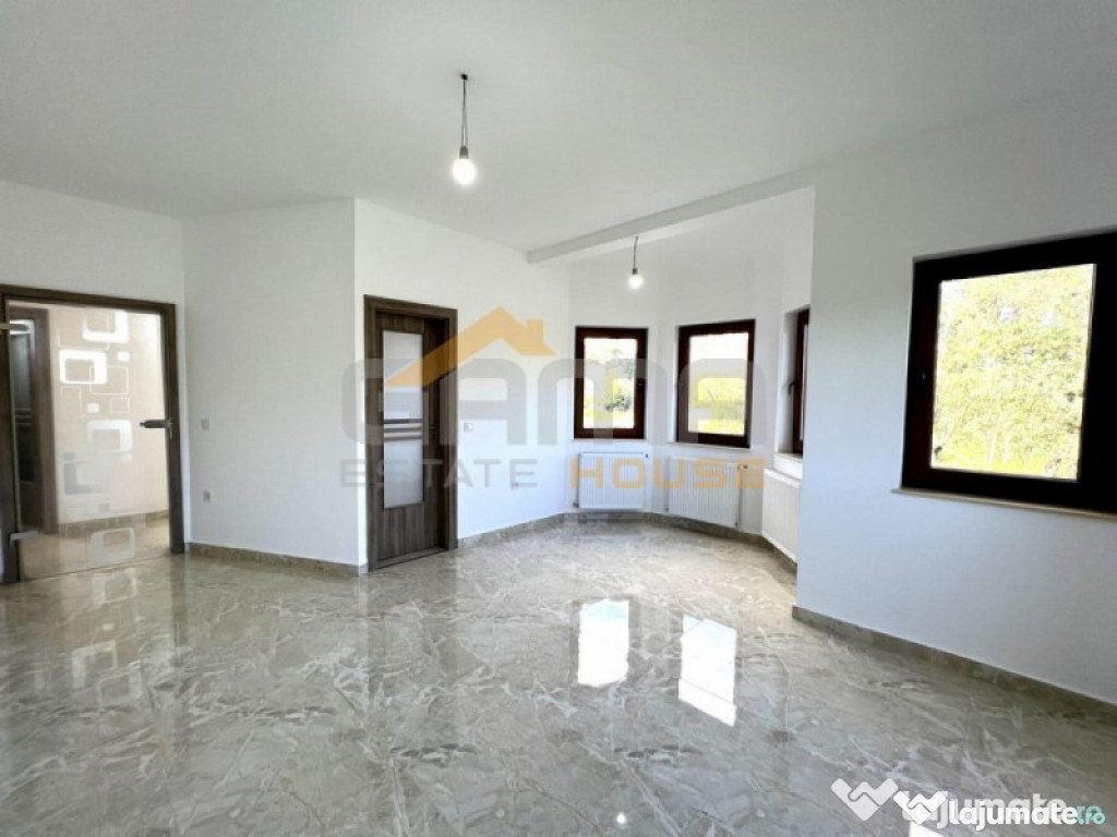 Casa P+M cu 4 camere, finisata la cheie in Zimandu Nou
