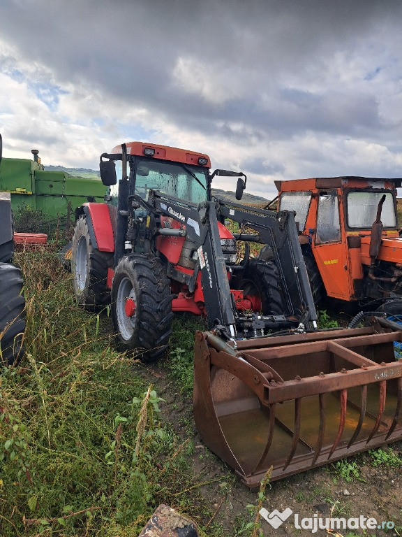 Utilaje tractoare și combina tagu