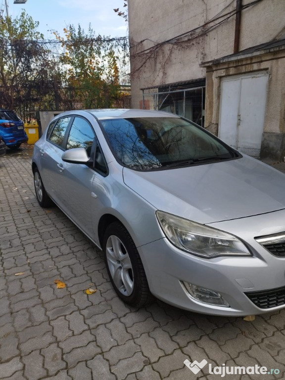 Opel Astra J 1.4 benzina/gaz
