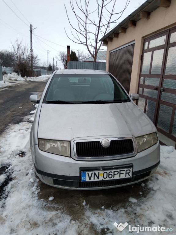 Skoda Fabia 1.4 benzina, 244000 km reali, proprietar