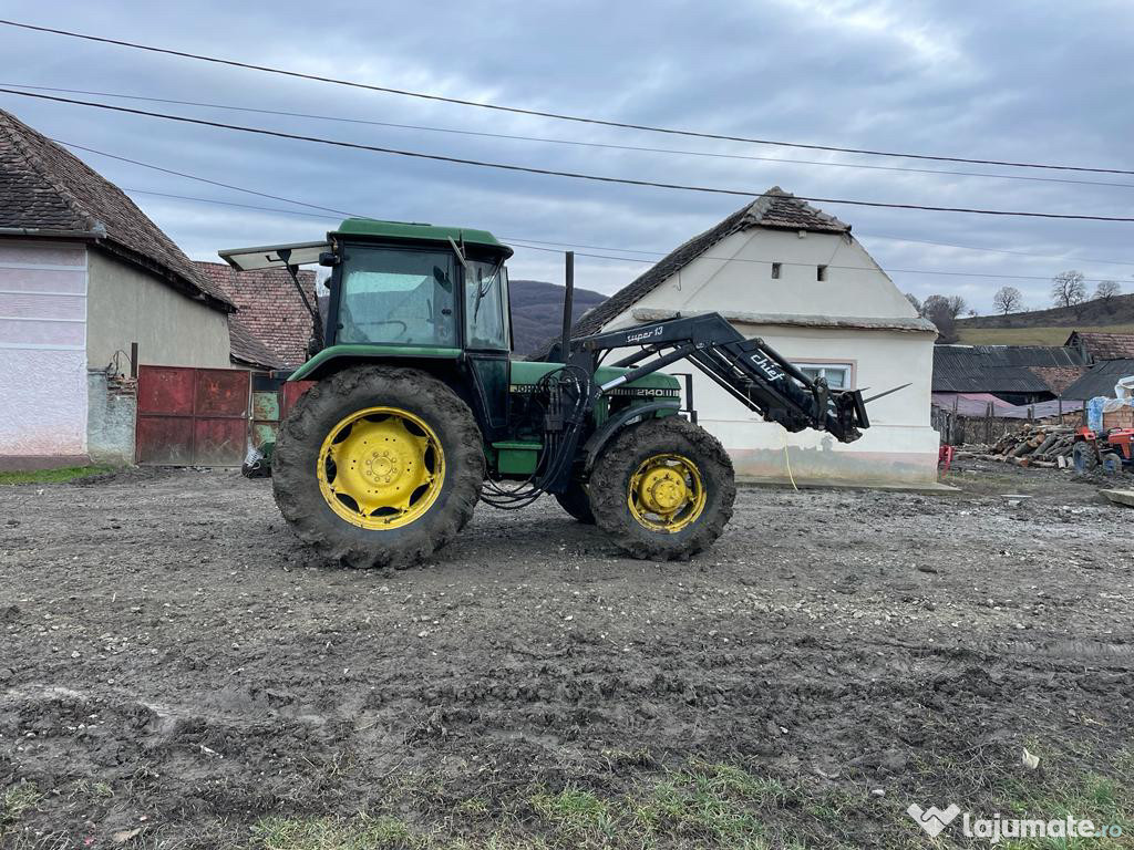 Tractor John Deere 2140