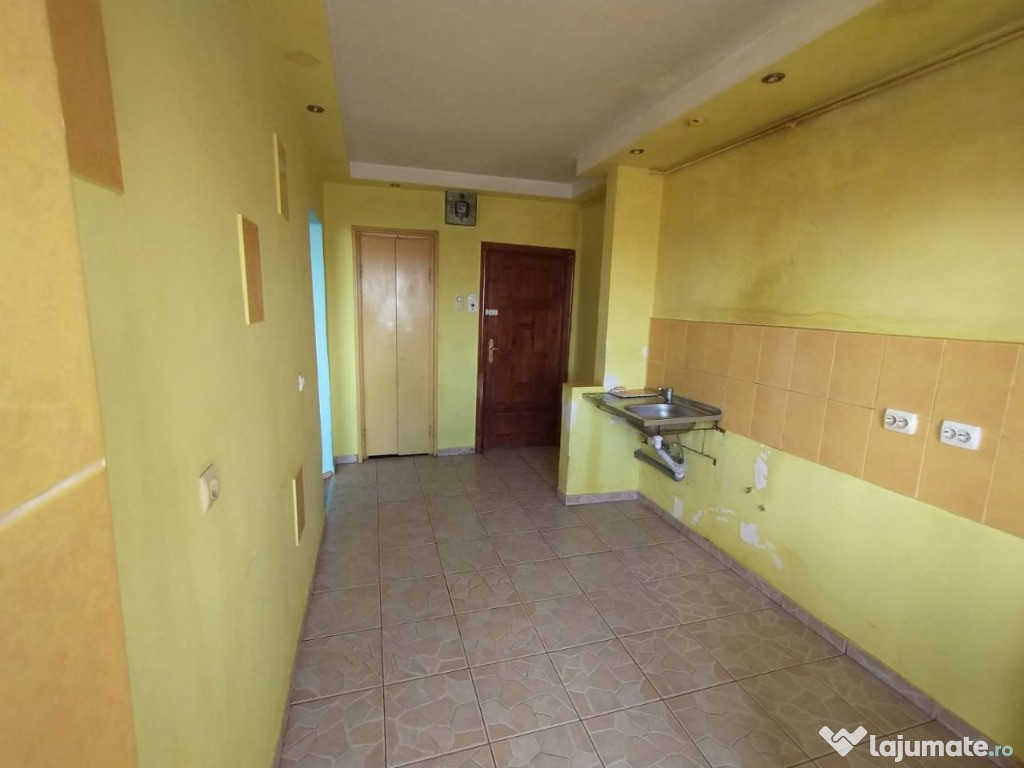 Proprietar, apartament 2 camere, SD, Micro 16, etaj 4, liber