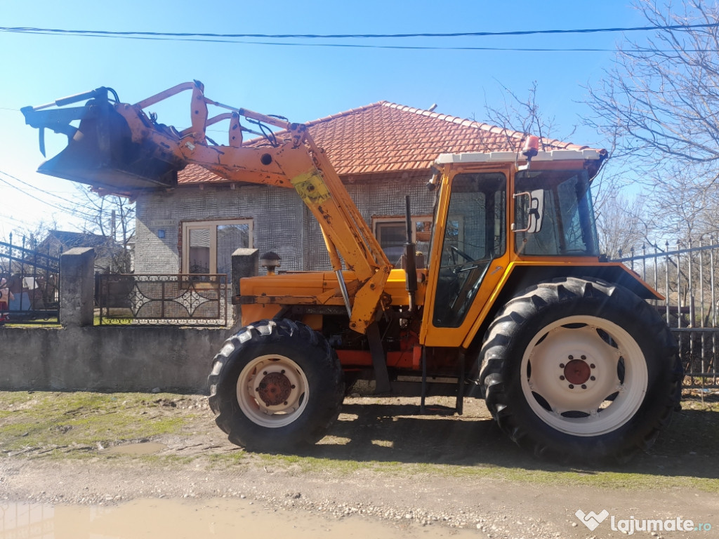 Tractor Renault 891.4