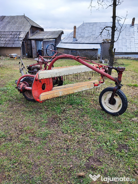 Grebla cu motor B.C.S
