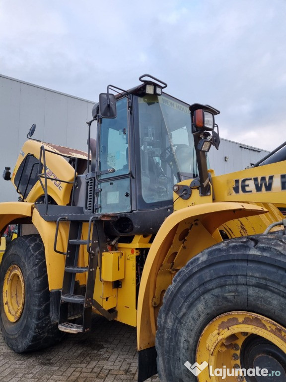 Incarcator Frontal New Holland w270c 2012