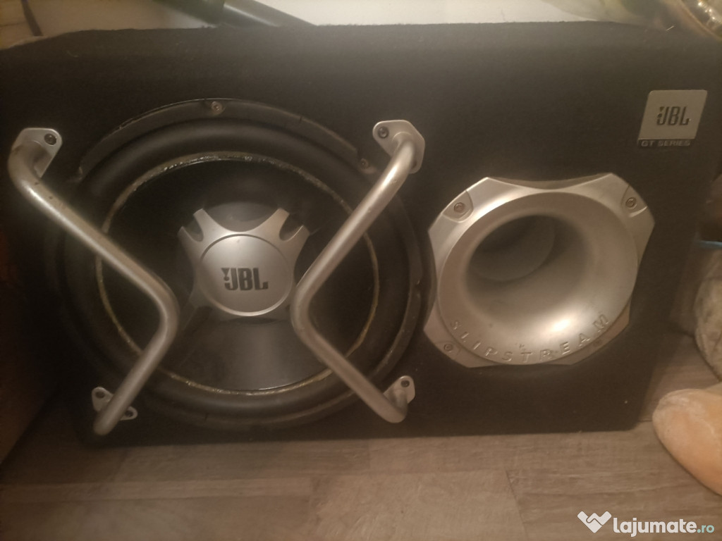 Subwoofer jbl și statie magnat