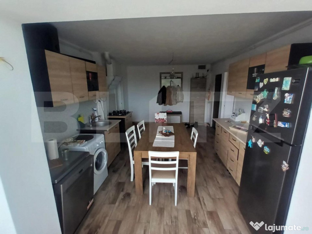 Apartament 3 camere, 72mp, ROVINARI
