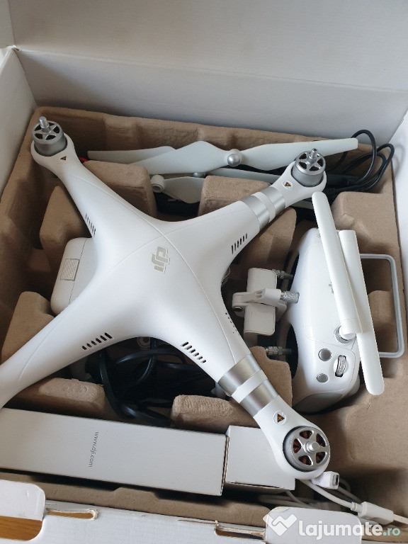 Drona DJI PHANTOM 3 ADVANCED