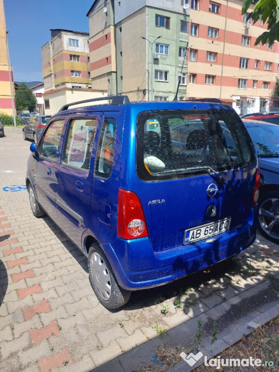 Opel agila 2005 puțin rulat 130000 km culoare albastru în stare buna