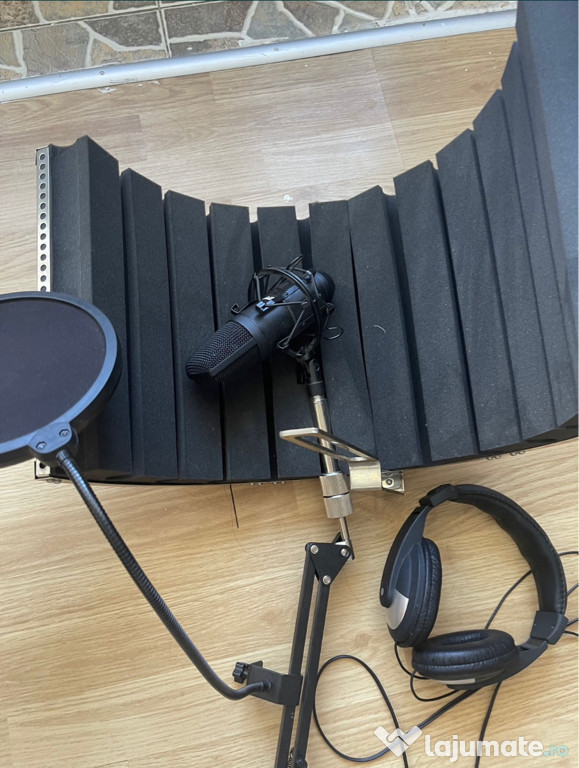 PREȚ NEGOCIABIL Set microfon de studio 900B-LED