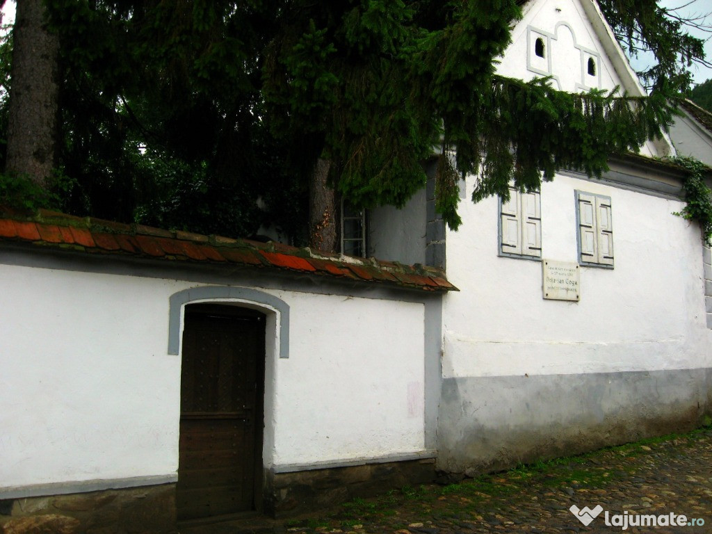 Casa renovata in zona linistita