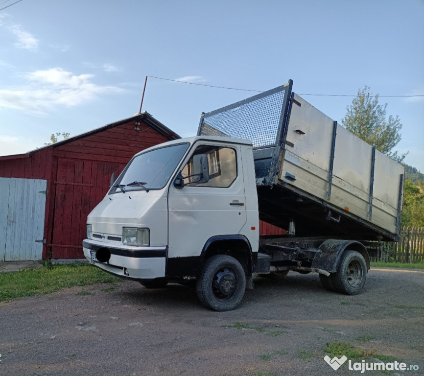 Camioneta basculabila 3.5 tone categoria B Nissan Trade