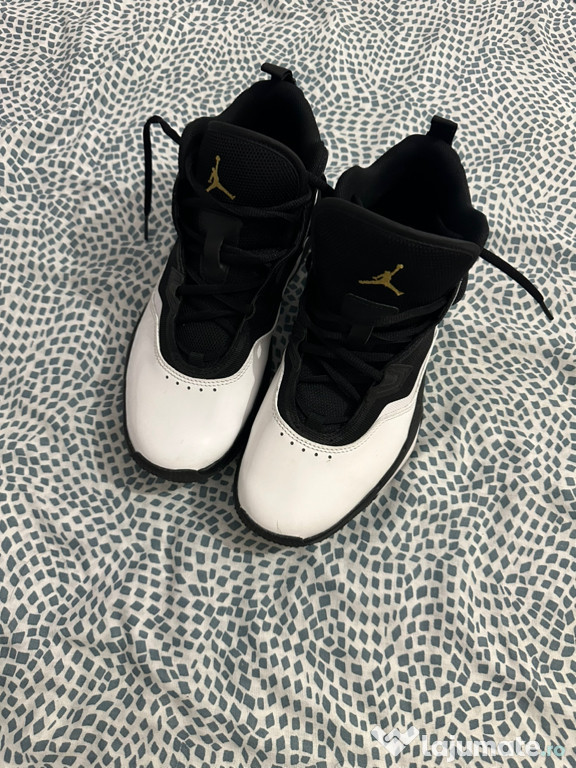 Air Jordan flight