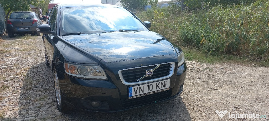 Volvo V50 din anul 2009