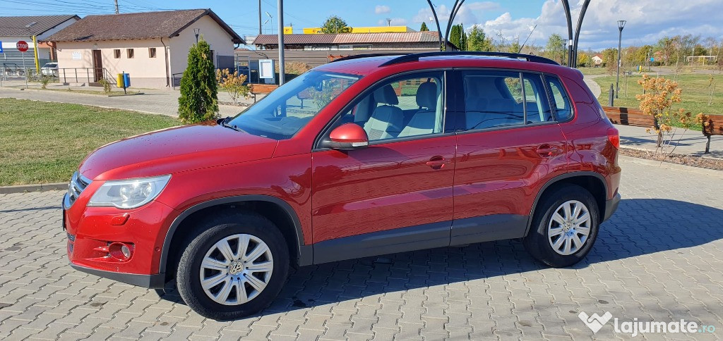 - Volkswagen Tiguan 2.0 TDI 4Motion -