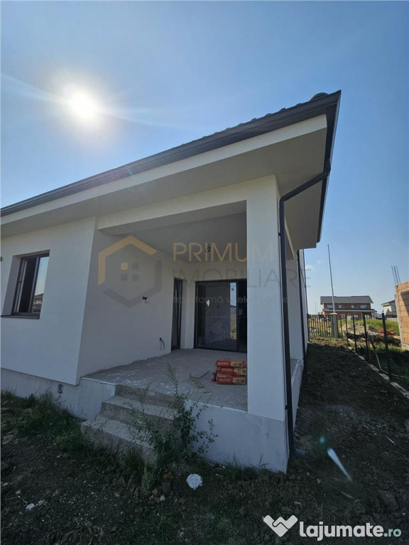 Duplex - dormitor la parter - toate utilitatile