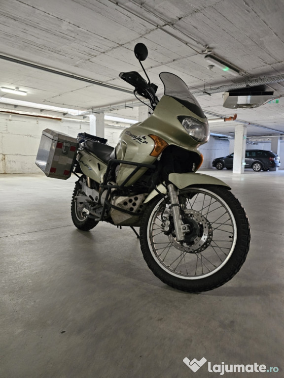 HONDA Transalp XL650V