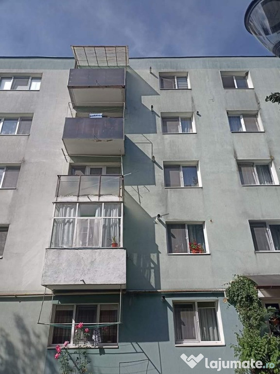 De vânzare apartament cu 2 camere în Sfântu Gheorghe