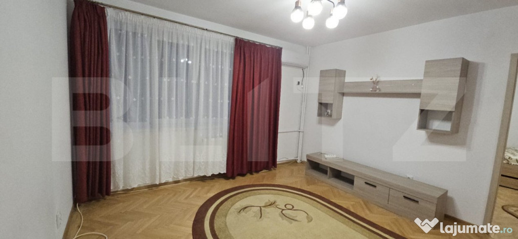 Apartament 2 camere, etaj intermediar, bloc anvelopat