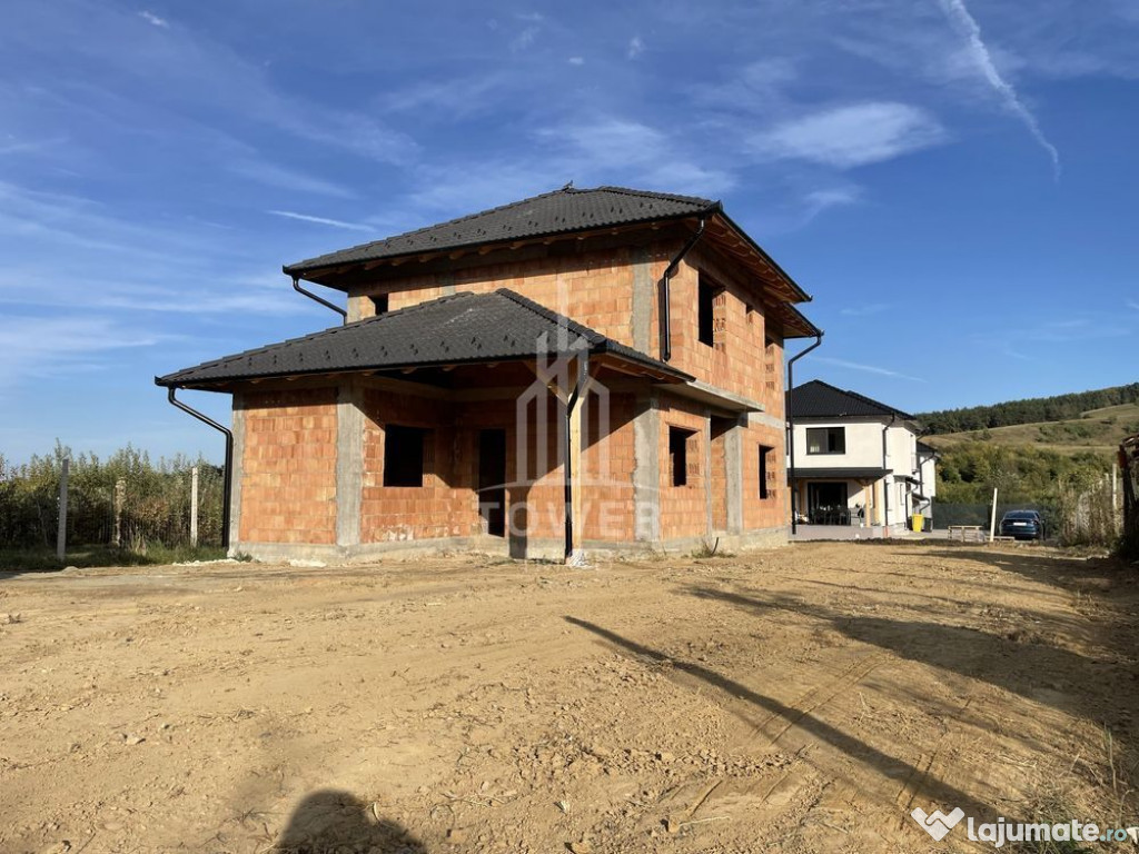 Tower Imob prezinta casa de vanzare in Poplaca