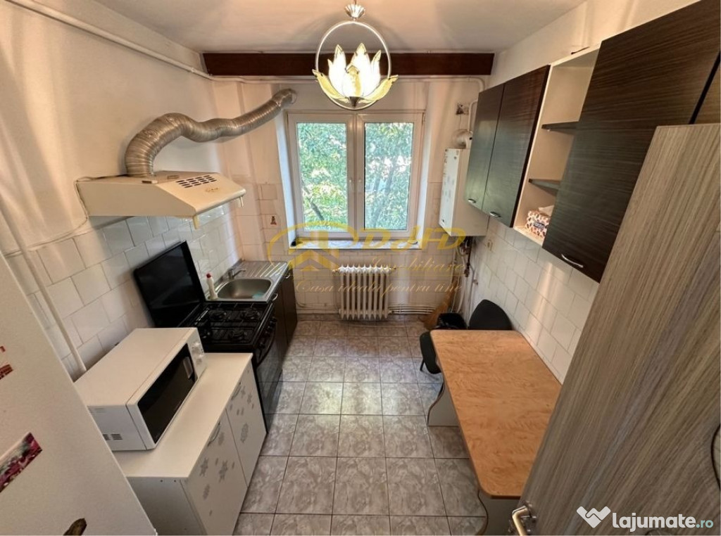 Apartament 3c decomandate Podu Ros