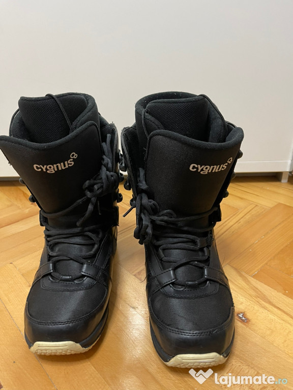 Boots snowboard 28 cm