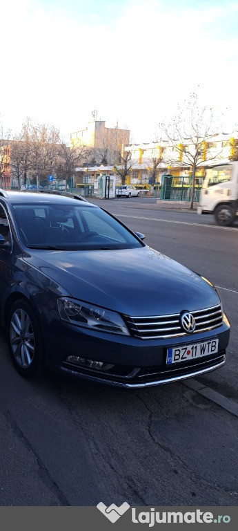 Vând Volkswagen Passat