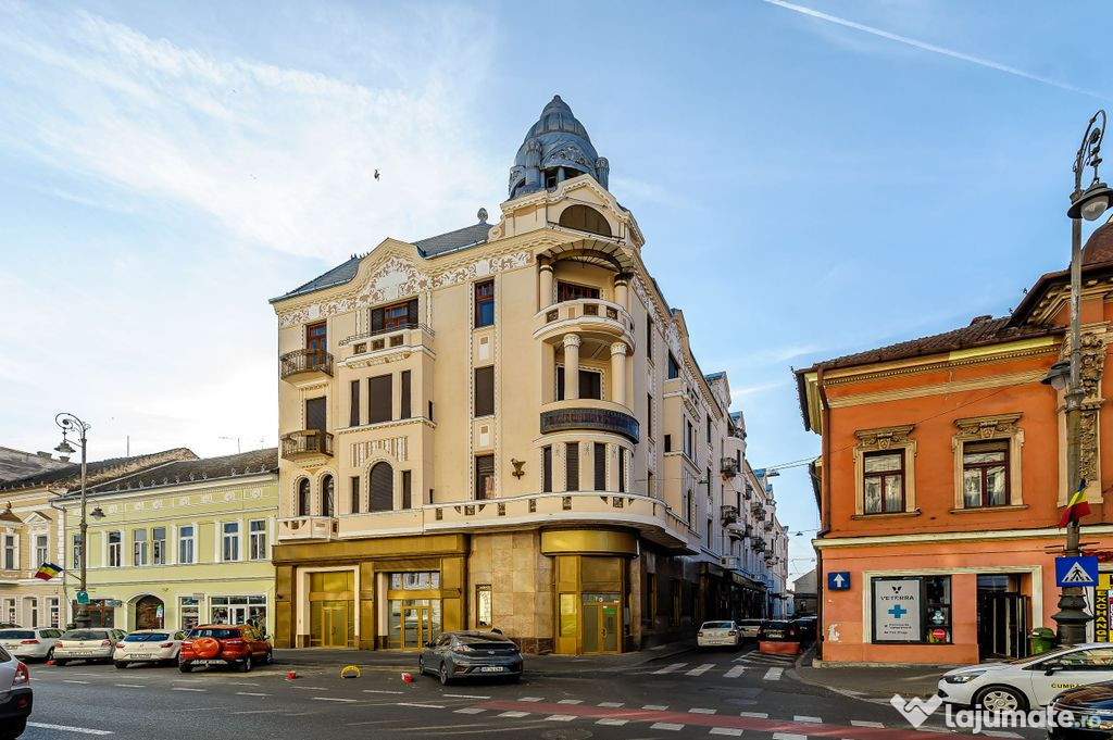 Apartament cu 4 camere în Palatul Bohuș, Arad