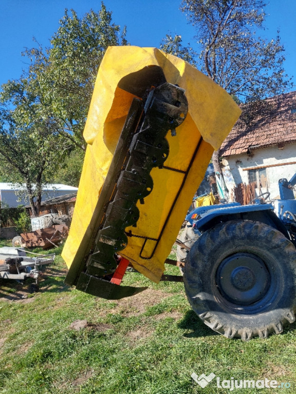 Cositoare tractor