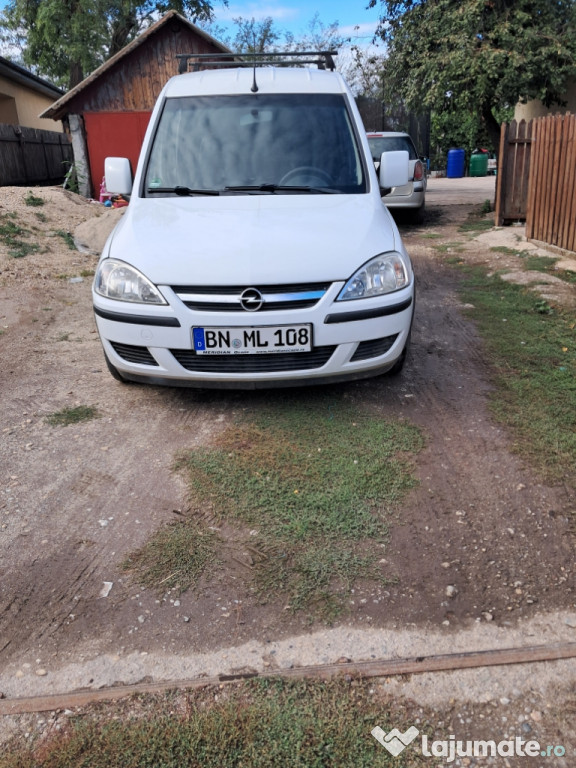 Vând Opel Combo cdti 1.3