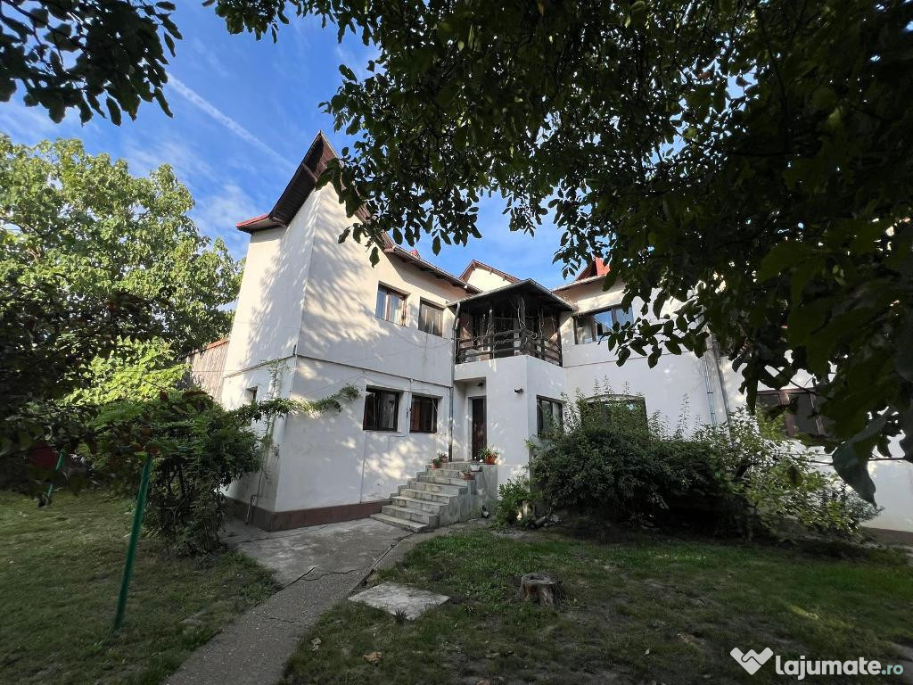 Casa cu teren 690mp, Targoviste- Primarie