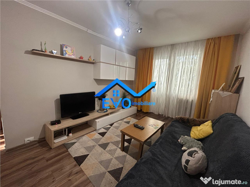 Apartament de cu 3 camere, etajul 1