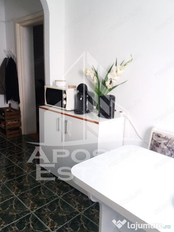 Apartament cu 2 camere, decomandat, in Complexul Studentesc