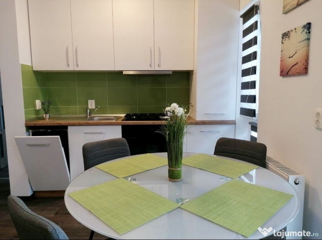 Apartament 2 camere in zona 1 Mai