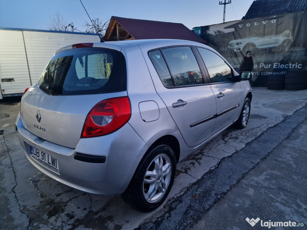 Renault Clio 2008 1.4 benzina