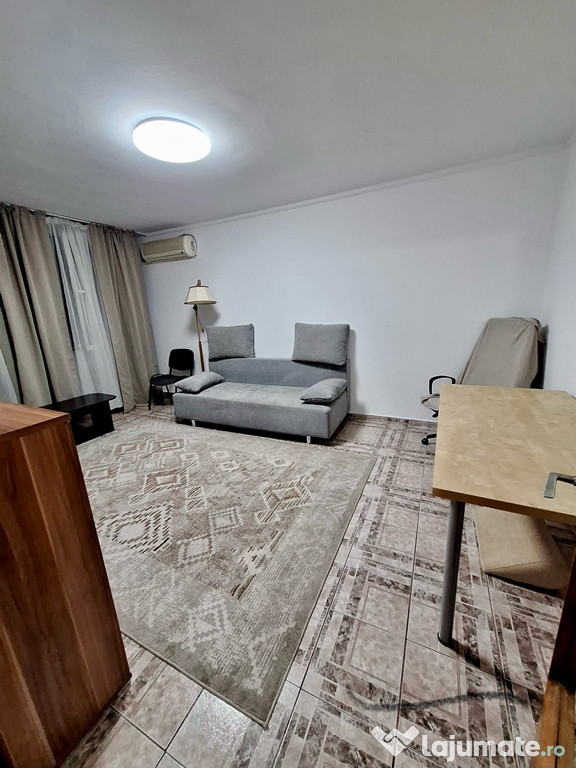 Apartament cu 3 camere