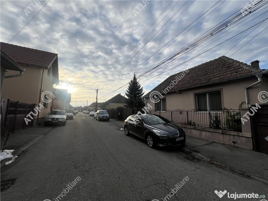 Casa individuala cu teren de 430 mp si pivnita in zona Piata