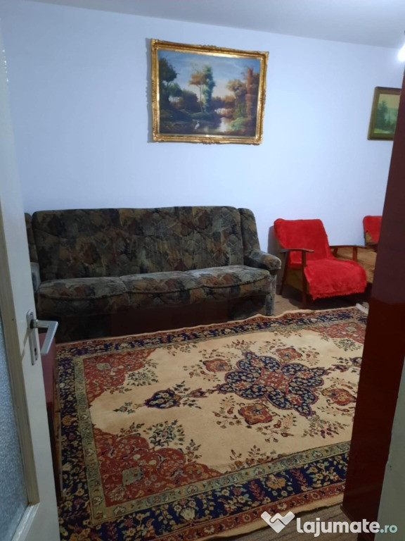 Vând apartament 2 camere în Botoșani