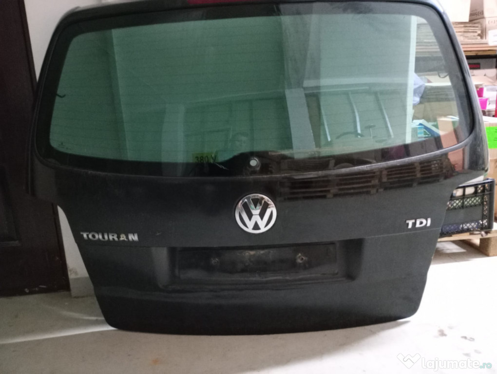 Jante de fier pentru volkswagen touran și haion de culoare neagră.