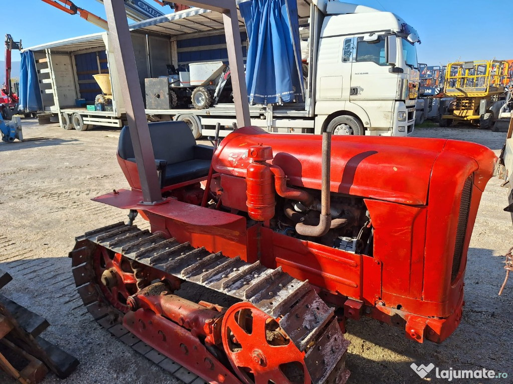 Tractor Fiat 352 C pe șenile