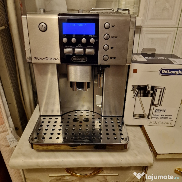 Expresor de cafea automat Delonghi Primadona